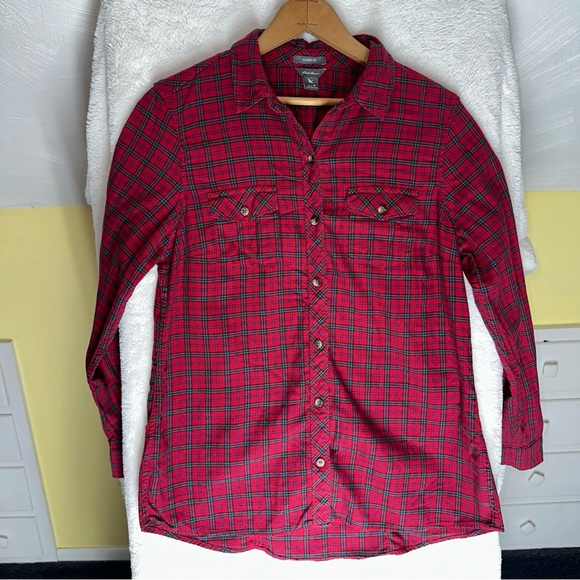 Eddie Bauer Tops - Eddie Bauer Womens M Red Scotch Tartan Plaid Button Up Classic Fit Flannel Shirt